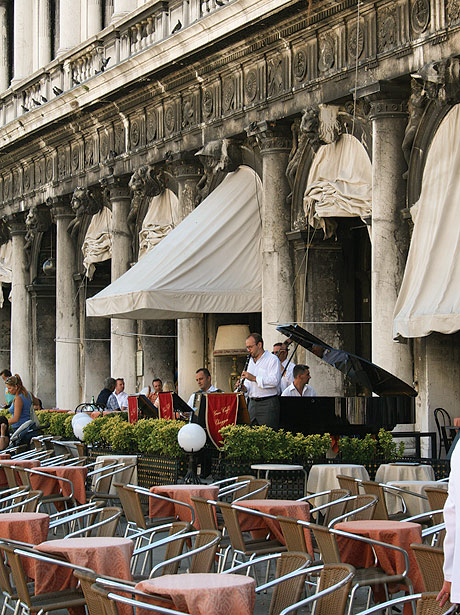 Cafeterie bar gran caffe chioggia in piata san marco venetia foto